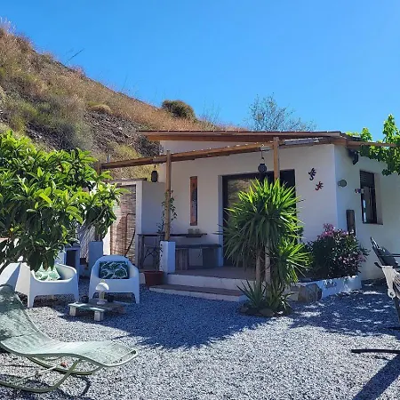 Casa Maliyaa *